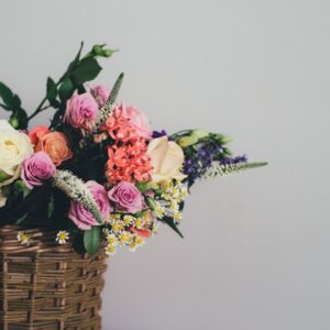 Mixed bouquet (Roses, Carnations, Lisianthus, Chrysanthemums, etc.)
