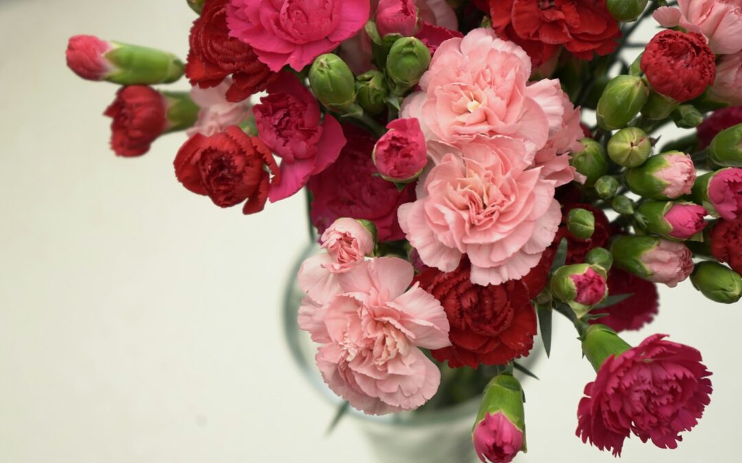 Same-Day Flower Delivery An Fál Carrach: Brighten Days in Falcarragh & Cross Roads with Fresh Blooms